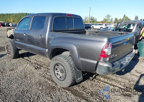 2013 Toyota Tacoma Base V6 z USA, uszkodzony, nr VIN 5TFLU4EN3DX050093